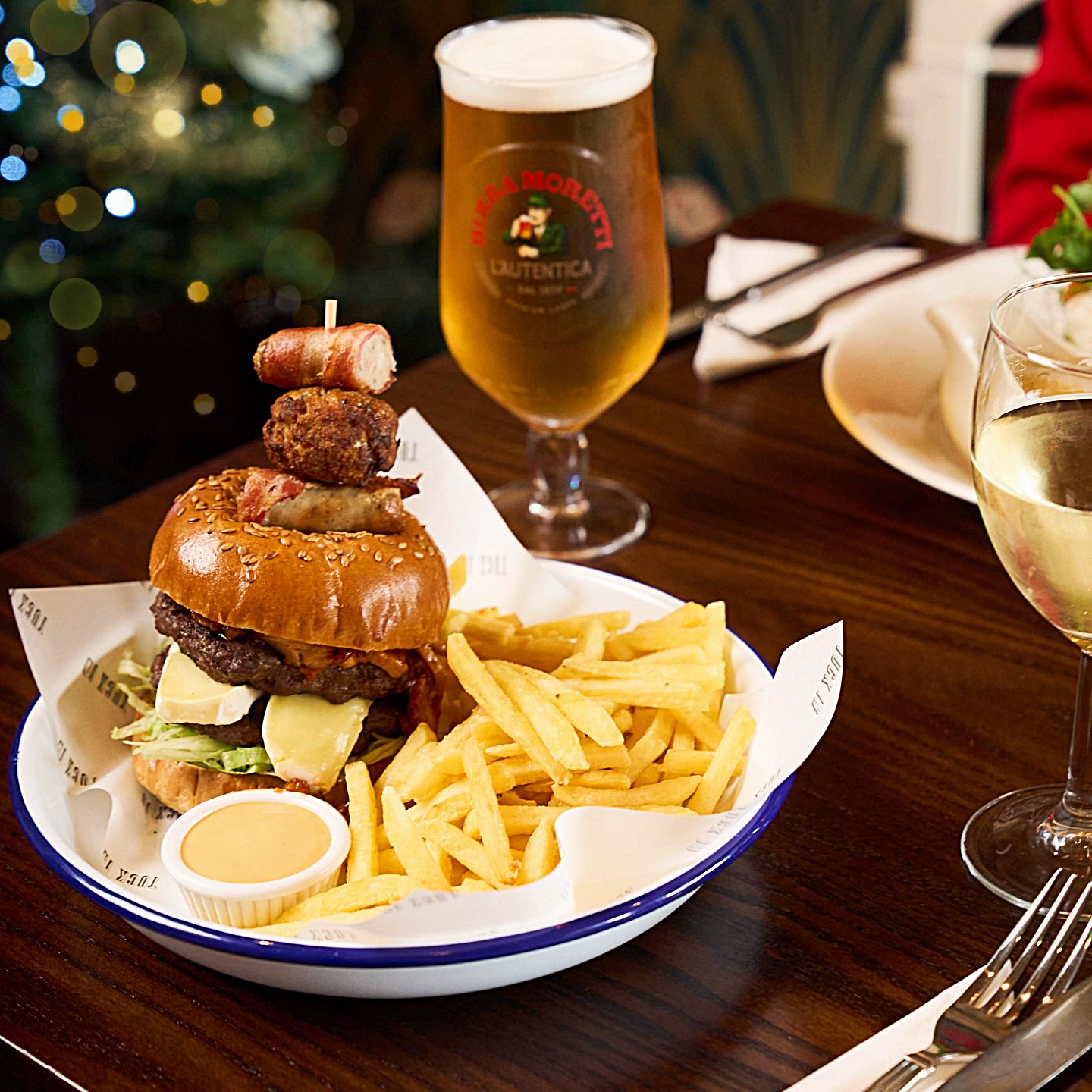 Festive Lunch & Dinner at The Crown in Wolverhampton